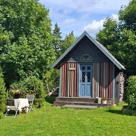 Muhusi Linnumaja 4*